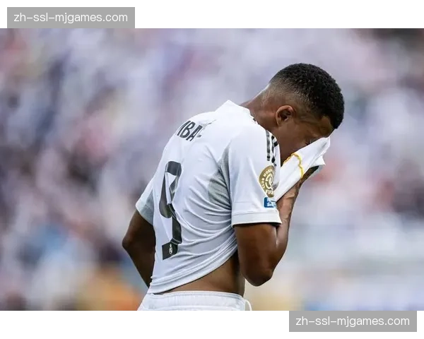 马赛3-1逆转南特，登贝莱传射建功